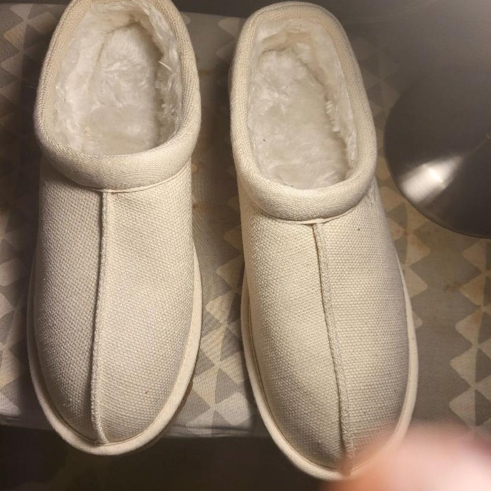 Ugg Men’s Tasman Natural 1123691 Size 12 NEW House Slippers Shoes no box